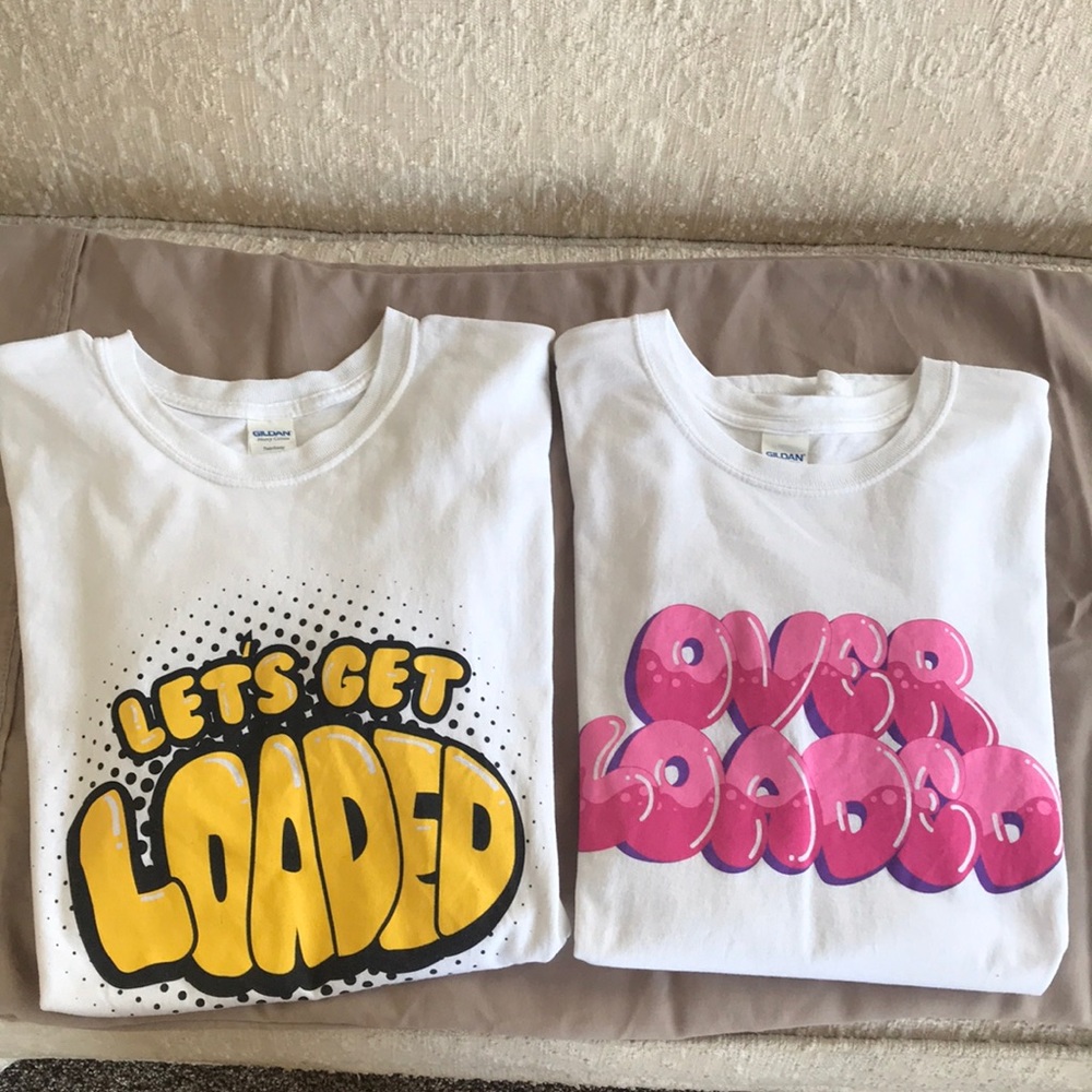 2 t shirts